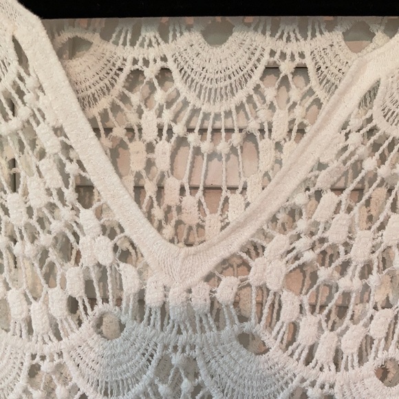 Surf Gyspy lace coverup - Picture 3 of 10